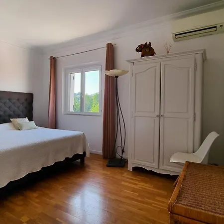 La Dolce 11 Sleeps Pool & Landscaped Garden Villa *