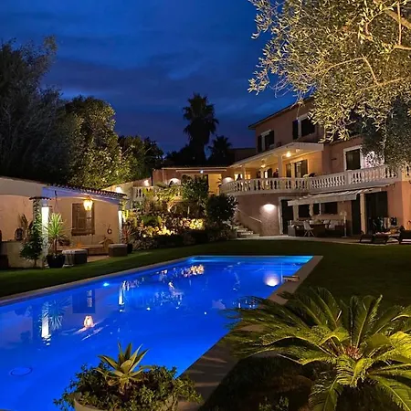 Villa La Dolce 11 Sleeps Pool & Landscaped Garden
