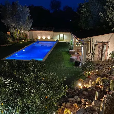 La Dolce 11 Sleeps Pool & Landscaped Garden Villa *