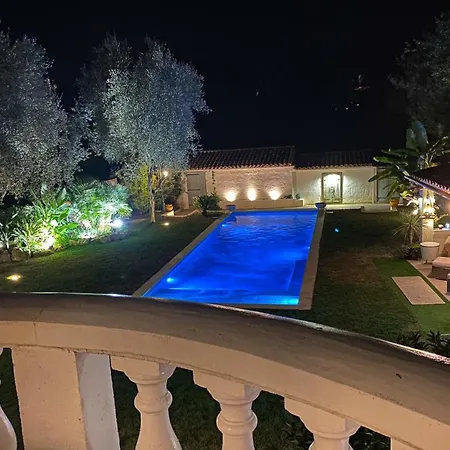 La Dolce 11 Sleeps Pool & Landscaped Garden Villa